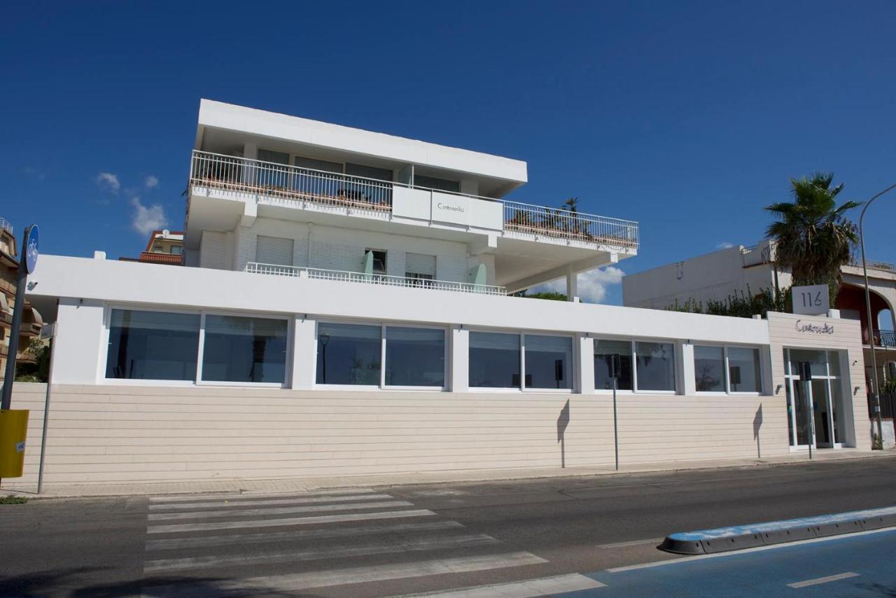Hotel Ristorante Centosedici Terracina Bagian luar foto