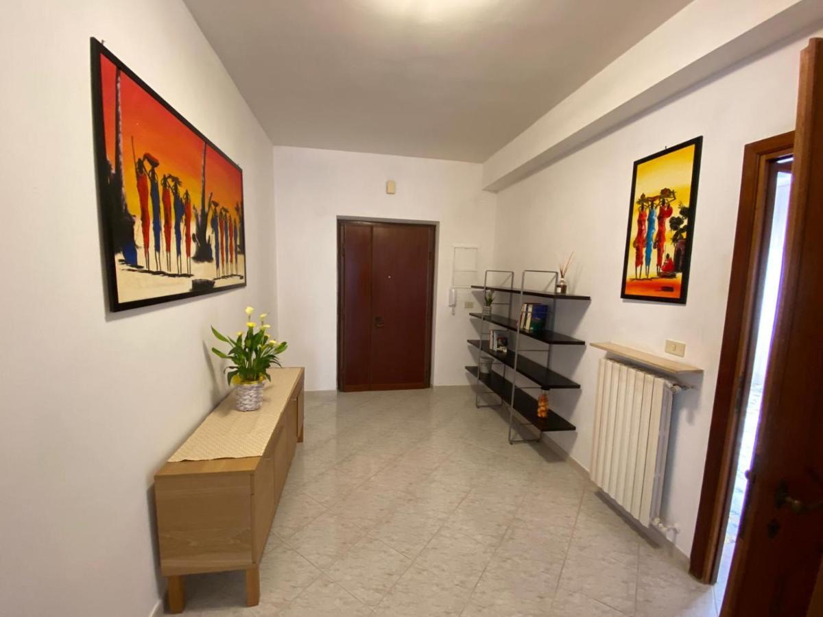Hotel Ristorante Centosedici Terracina Bagian luar foto