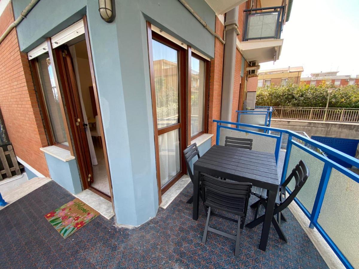 Hotel Ristorante Centosedici Terracina Bagian luar foto