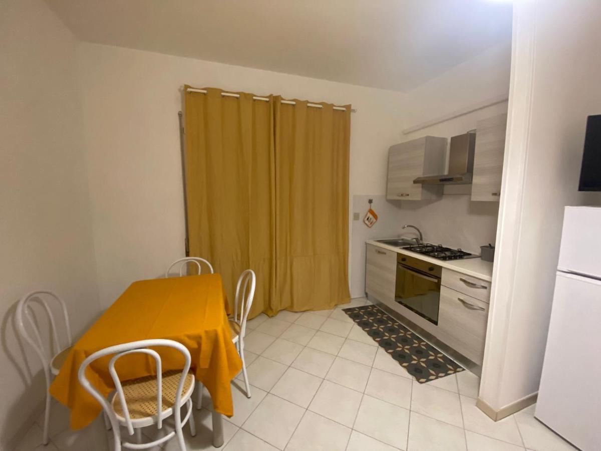 Hotel Ristorante Centosedici Terracina Bagian luar foto